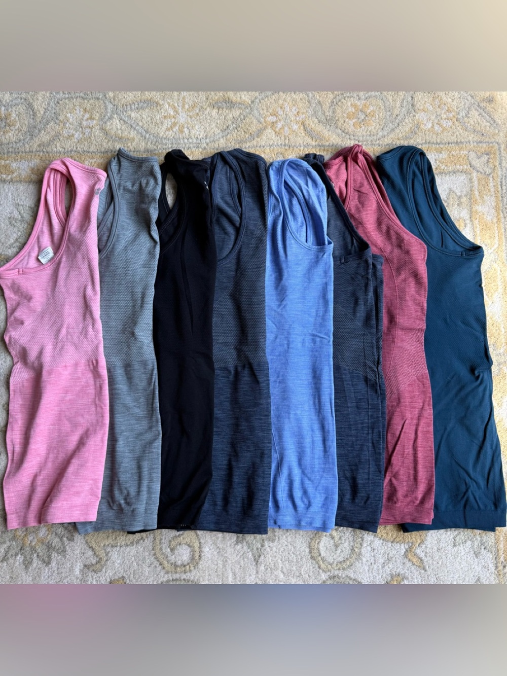 Pack of 8 Sweaty Betty Athlete Seamless Workout Tanks, XS
